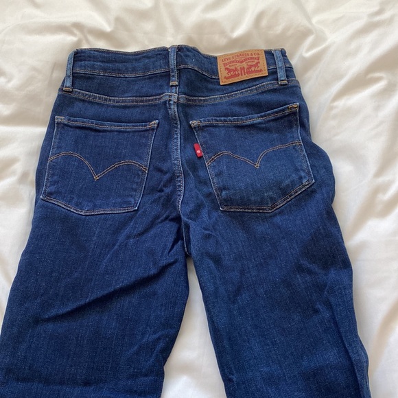 Levi’s 724 High Rise Straight Crop Jean - Size 25 - Picture 2 of 3